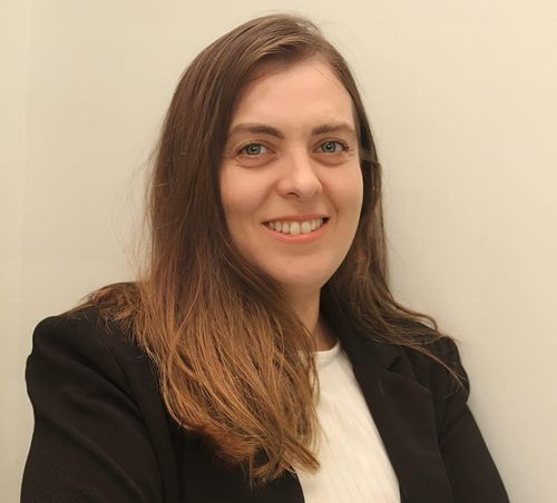 שני שמשיאן, מטפלת רגשית